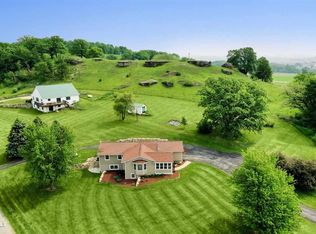 2520 W Council Hill Rd, Scales Mound, IL 61075