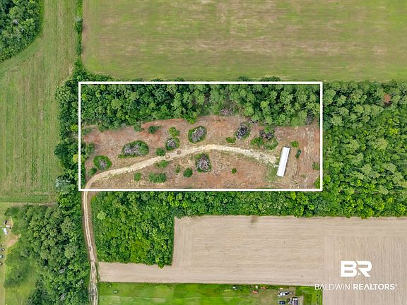 3rd image of 15737 Huckleberry Wood Dr