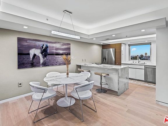 5th image of 13700 Marina Pointe Dr Unit 617