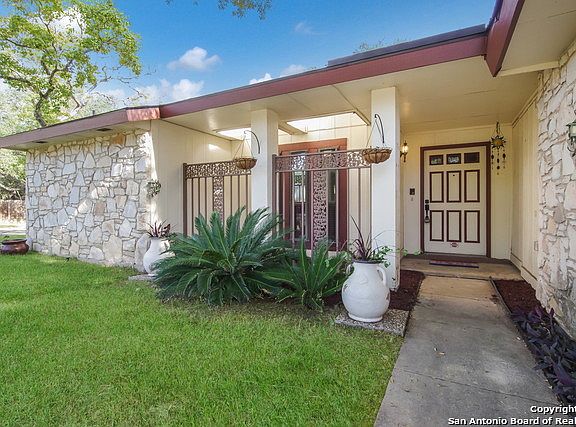 4th image of 8602 Timberwilde St