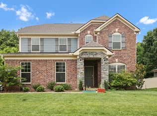 148 Macy Dr, Hendersonville, TN 37075