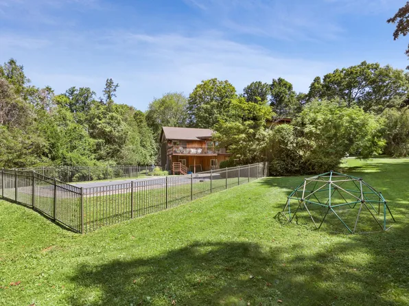 7 Alpine Dr, Armonk, NY 10504