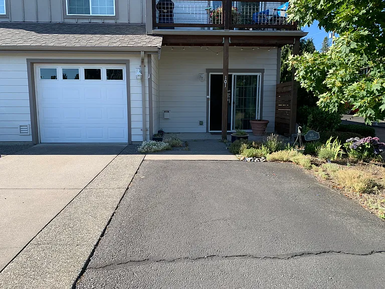 815 Judson St #101 — Photo 1