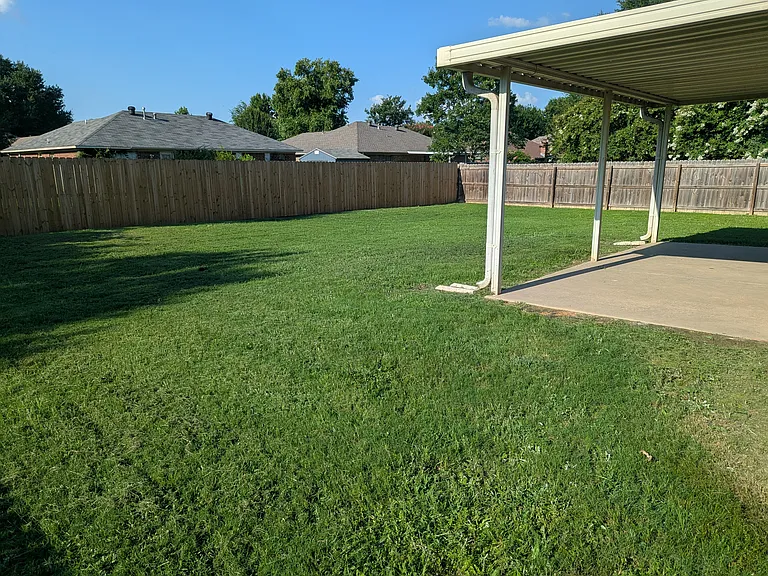 2750 Bowman Ln — Photo 15