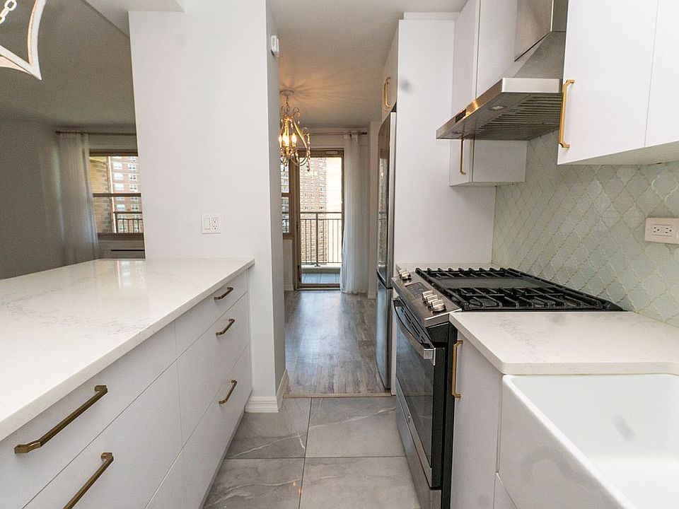 1st image of 2925 W 5th St APT 11E