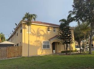 15029 SW 8th Ter, Miami, FL 33194