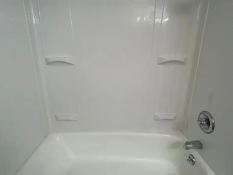 915 N 48th Ave — Photo 15