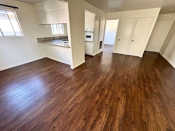 3rd image of 1901 Rockefeller Ln APT 9