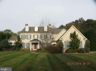 1129 Highgrove Dr, West Chester, PA 19380