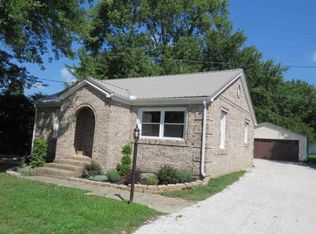 204 E Adams Ave, Chandler, IN 47610