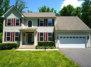 678 Tacketts Mill Rd, Stafford, VA 22556