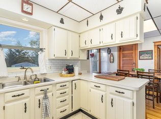 319 Mill St S, Waterville, MN 56096