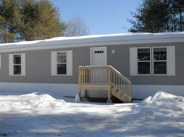 27 Popple Way #27, Newport, NH 03773