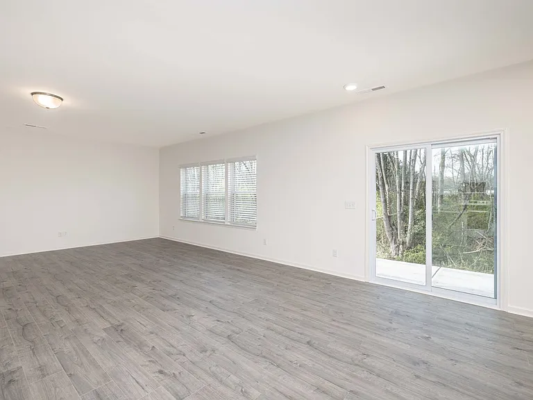 724 Scotch Meadows Loop — Photo 9