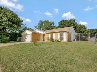 7665 Parkwood Ln, Fort Worth, TX 76133