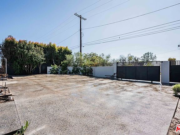 5th image of 1144 Chautauqua Blvd