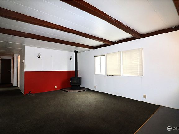 3rd image of 3244 66th Avenue SW #13