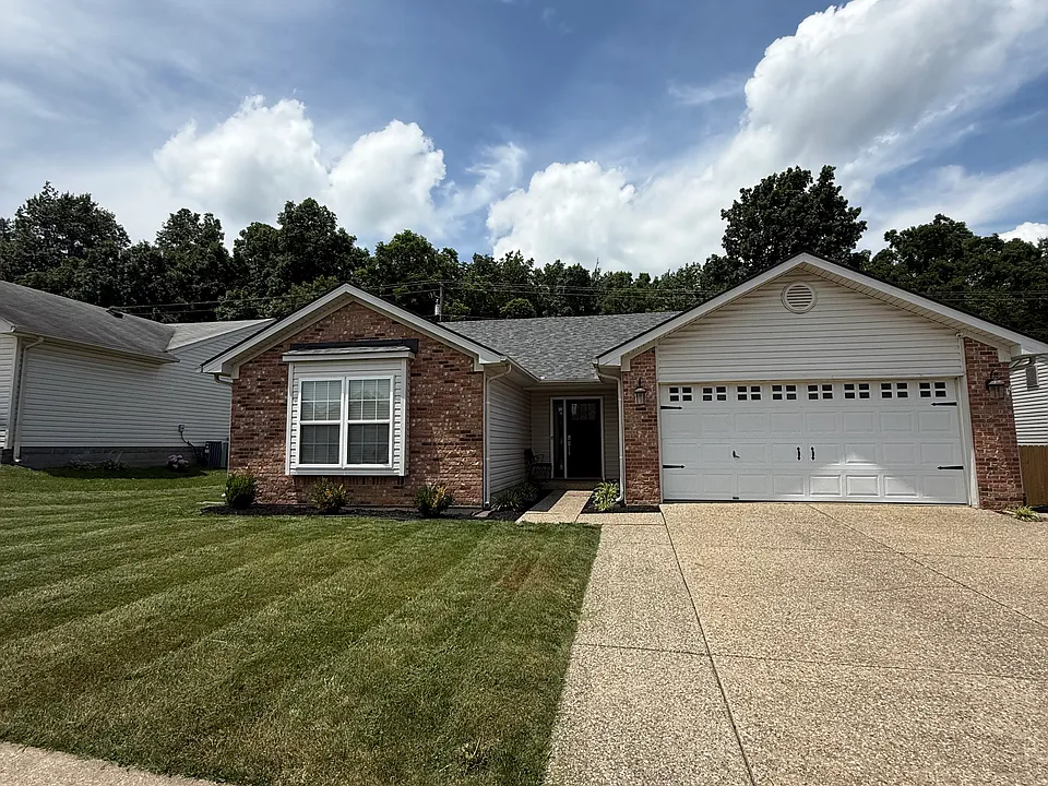 Willow Oak Ln
