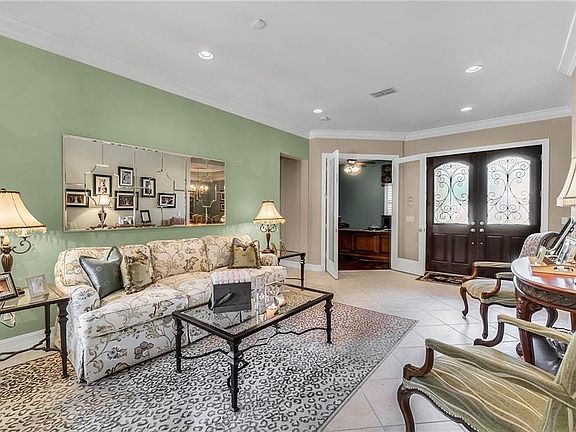 2nd image of 1228 Bella Vista Cir