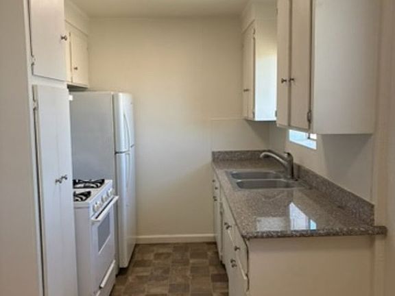 2nd image of 6201 Martin Luther King Jr Blvd APT 17