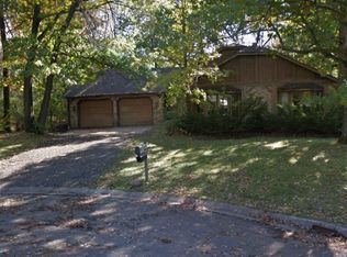 10 Wedgewood Ln N, Plymouth, MN 55441