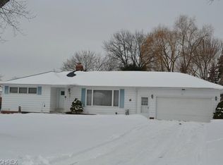 10072 Delsy Dr, North Royalton, OH
