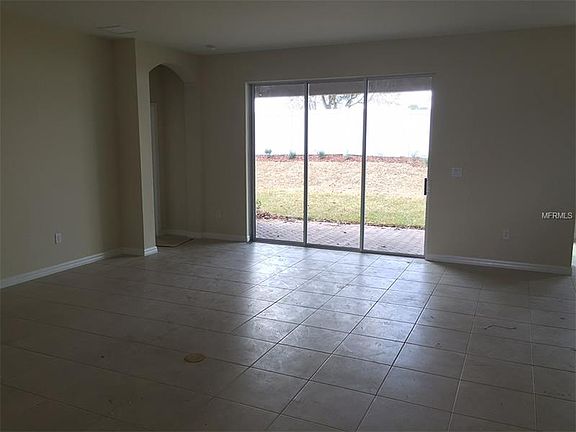 3rd image of 10359 Machrihanish Cir