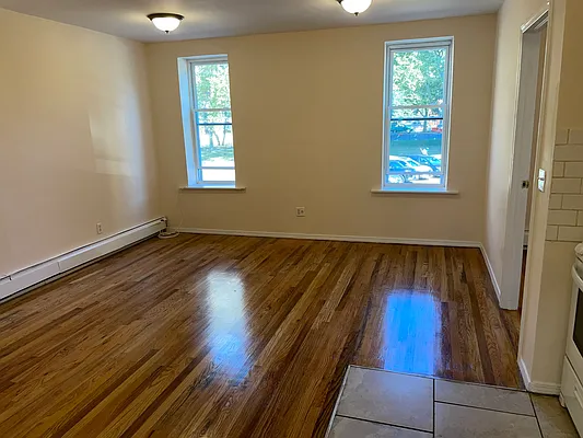 Rented by Fifth & Forever LLC | media 29