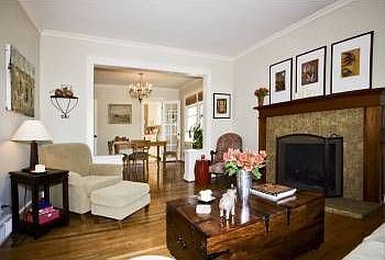 2nd image of 6011 1st Ave NE