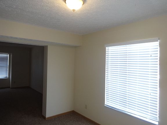 3rd image of 7273 Bennell Dr