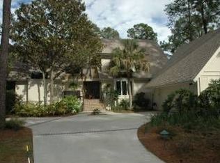 9 Duckfield Rd, Hilton Head Island, SC 29928