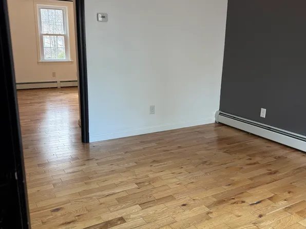 86A Hampstead Rd #A, Sandown, NH 03873