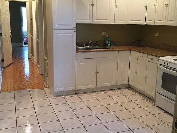 4th image of 3574 W Wabansia Ave APT 2F