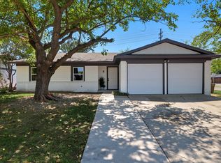750 Dewberry Dr, Lewisville, TX 75067
