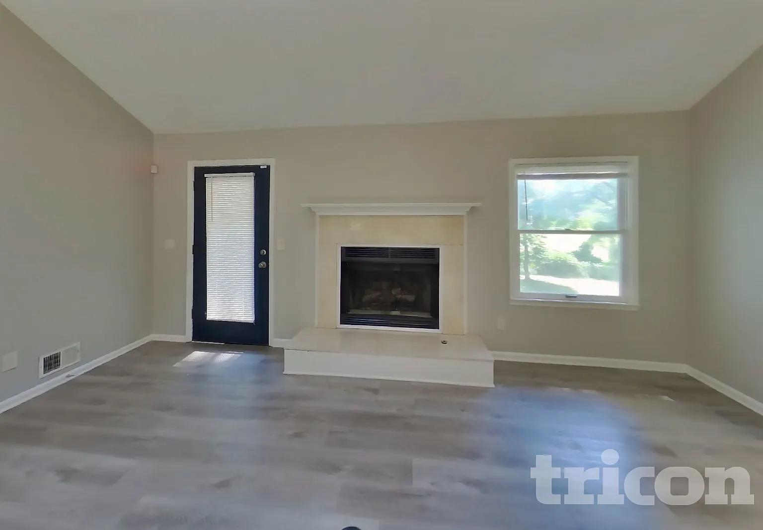 590 Clubland Cir SE Conyers GA — Photo 2