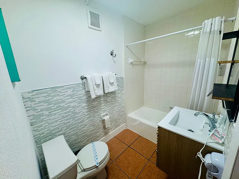 523 72nd Ave — Photo 30
