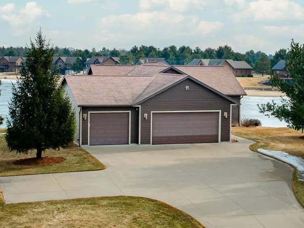 N8098 15th AVENUE, New Lisbon, WI 53950