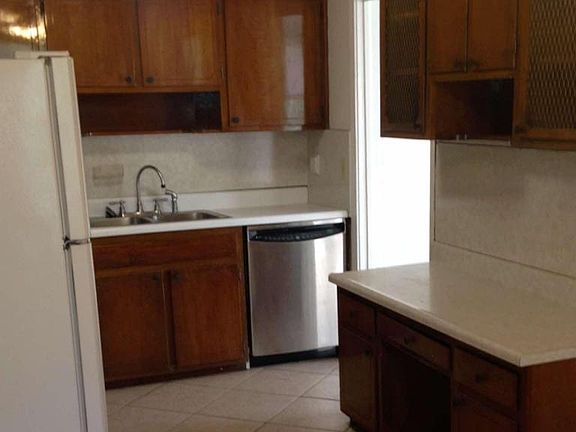 3rd image of 5376 Shirley Ave