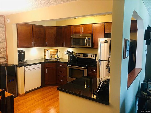 4th image of 112 Foxberry Dr #A