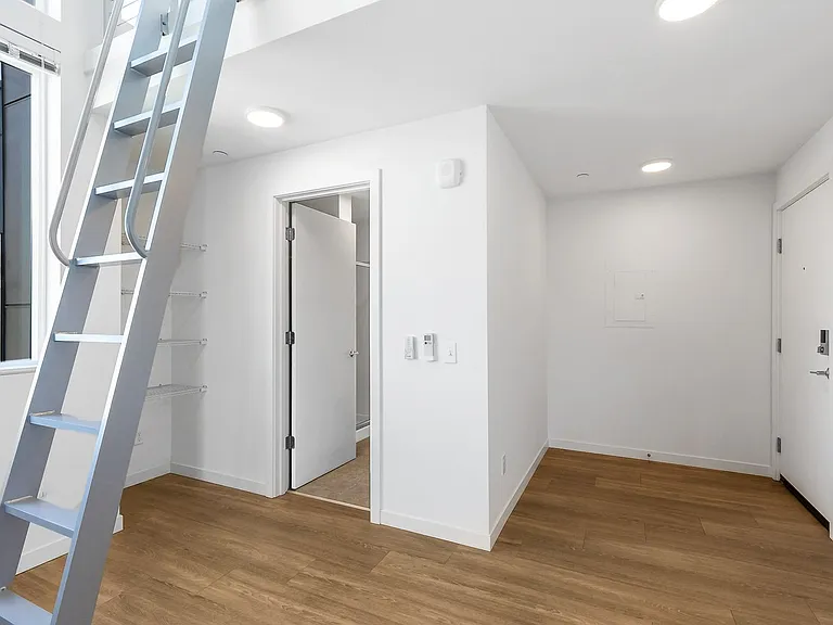 Maude Lofts — Photo 20