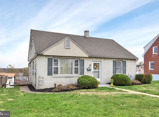 357 W Maple St, Dallastown, PA 17313