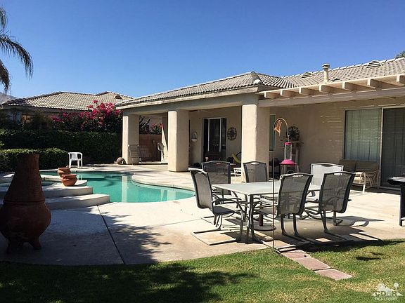 3rd image of 35684 Calle Sonoma