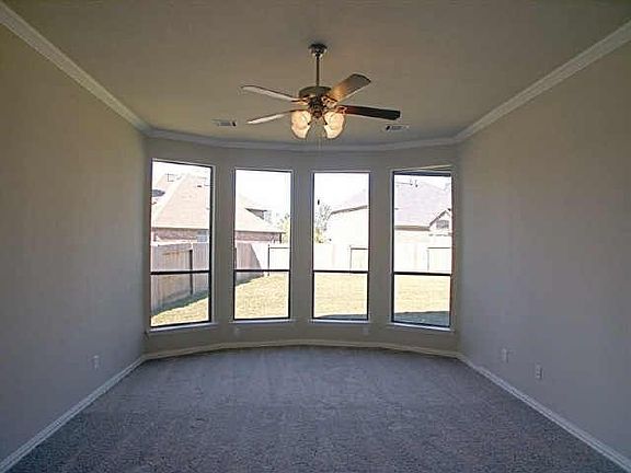 2nd image of 11819 Bandera Creek Ln