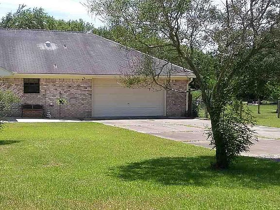 3rd image of 7221 Thor Ln