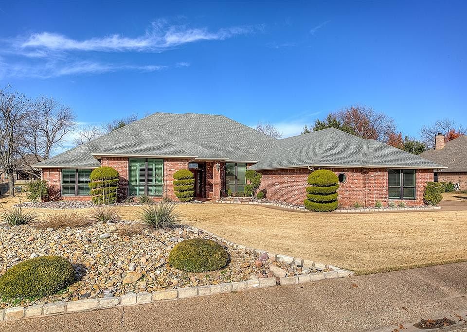 1st image of 5902 Nutcracker Dr