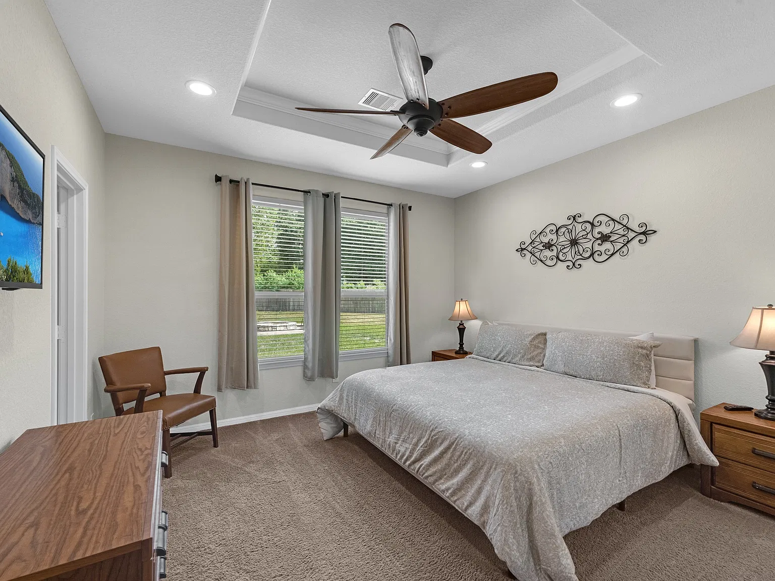3 bed, 1650 sqft, $3,500 — Photo 2