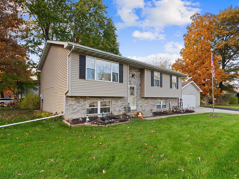 1198 Csokasy Ln, Hobart, IN 46342 | Zillow