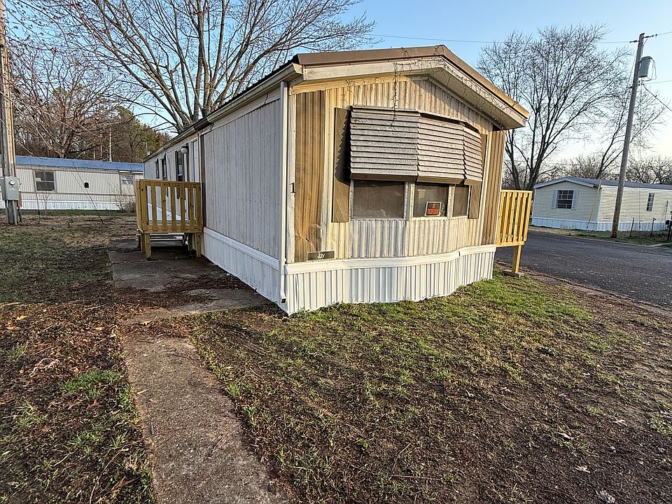 1st image of 1 Windsor St #1
