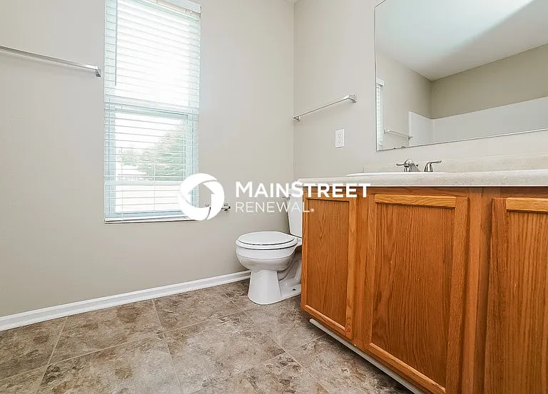 5458 Fairway Forest Dr — Photo 8