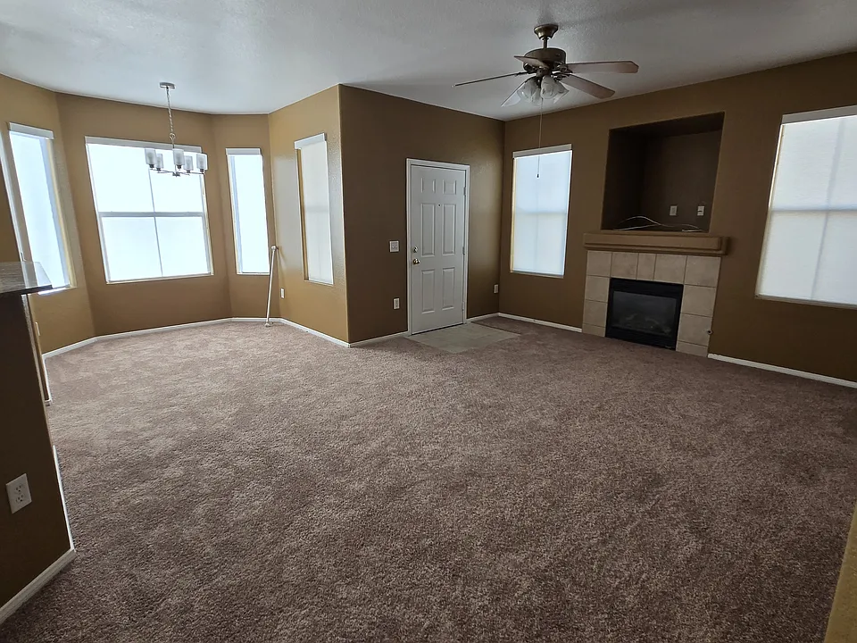 10550 W Alexander Rd #1040